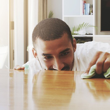 Confira em tr�s dicas o uso adequado do lustra-m�veis