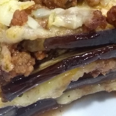 Lasanha de berinjela a bolonhesa low carb