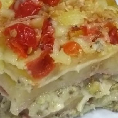 Lasanha de pistache com mortadela, pimenta biquinho e provolone