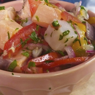 Ceviche tradicional e vegetariano