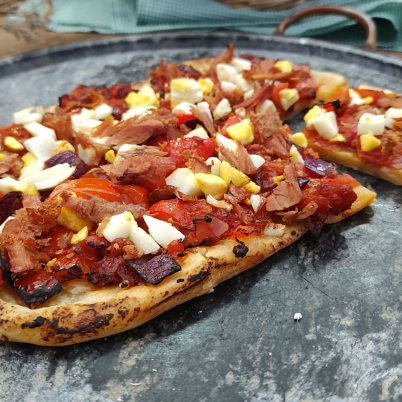 Coca de tomate valenciana
