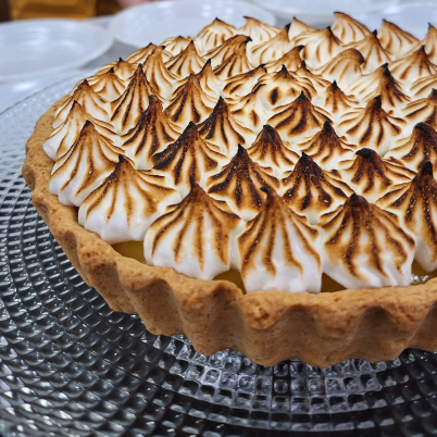 TORTA LEMON CURD COM MERENGUE ITALIANO MA�ARICADO
