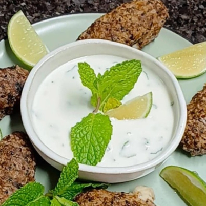 MOLHO DE IOGURTE E HORTEL�
