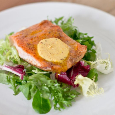 Salm�o na manteiga