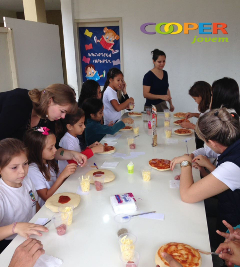 CooperJovem comemora Dia das M�es em Jaragu� do Sul