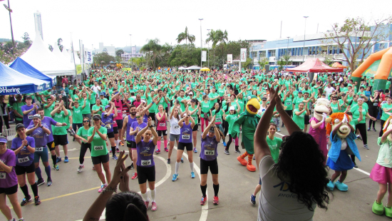 Mais de 1,4 mil pessoas participaram da Caminhada e Corrida Movimento Cooper em Blumenau